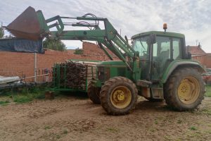UCALE TRACTOR